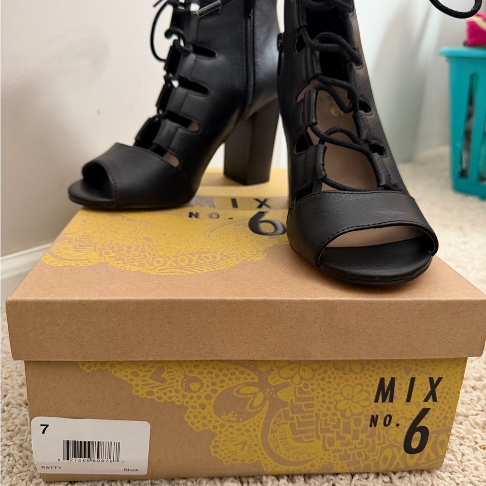 Mix No. 6 Black Lace-Up Heels - Picture 1 of 1
